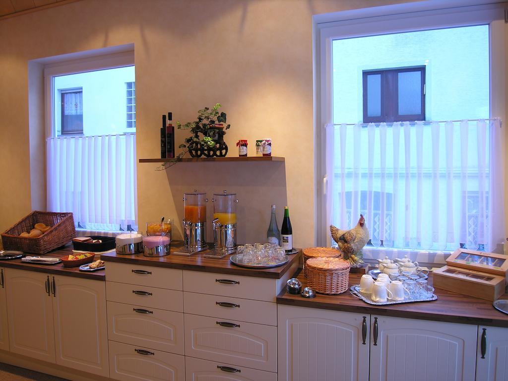 Hotel Moselterrasse Ediger-Eller Bagian luar foto