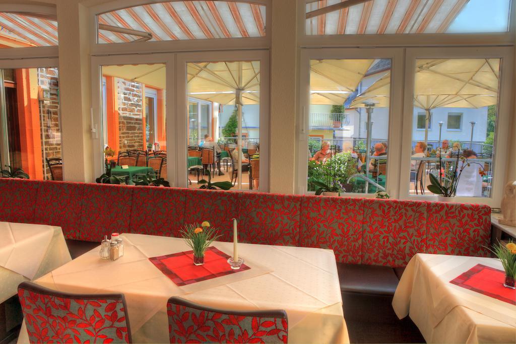 Hotel Moselterrasse Ediger-Eller Bagian luar foto